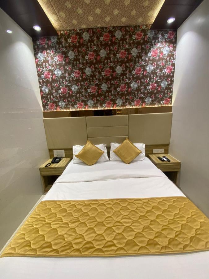 מומביי Hotel Bkc Crown - Near Trade Centre, Visa Consulate מראה חיצוני תמונה