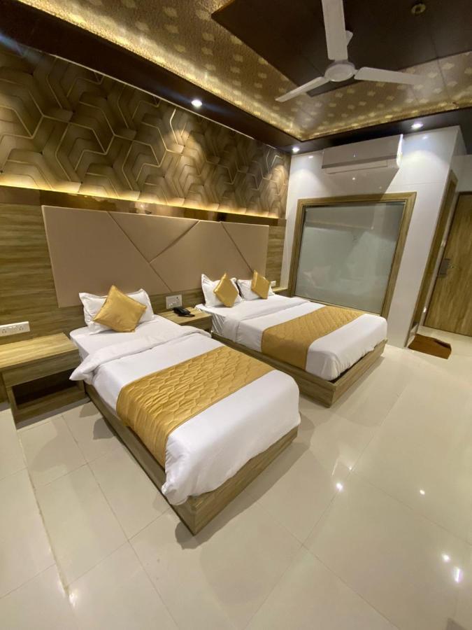 מומביי Hotel Bkc Crown - Near Trade Centre, Visa Consulate מראה חיצוני תמונה
